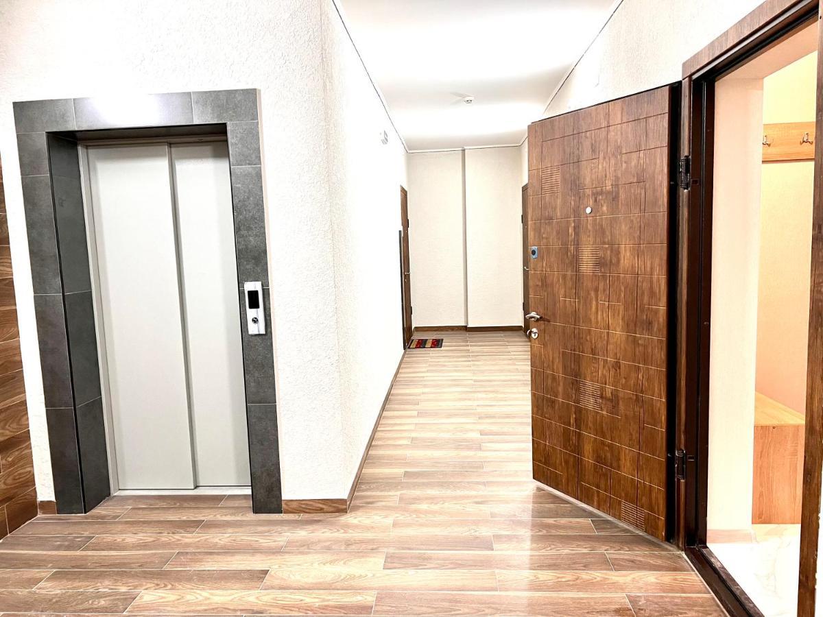 Osapart Hotel In A Complex Semycvit 3 Lviv Bagian luar foto