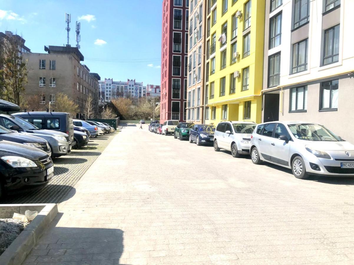 Osapart Hotel In A Complex Semycvit 3 Lviv Bagian luar foto