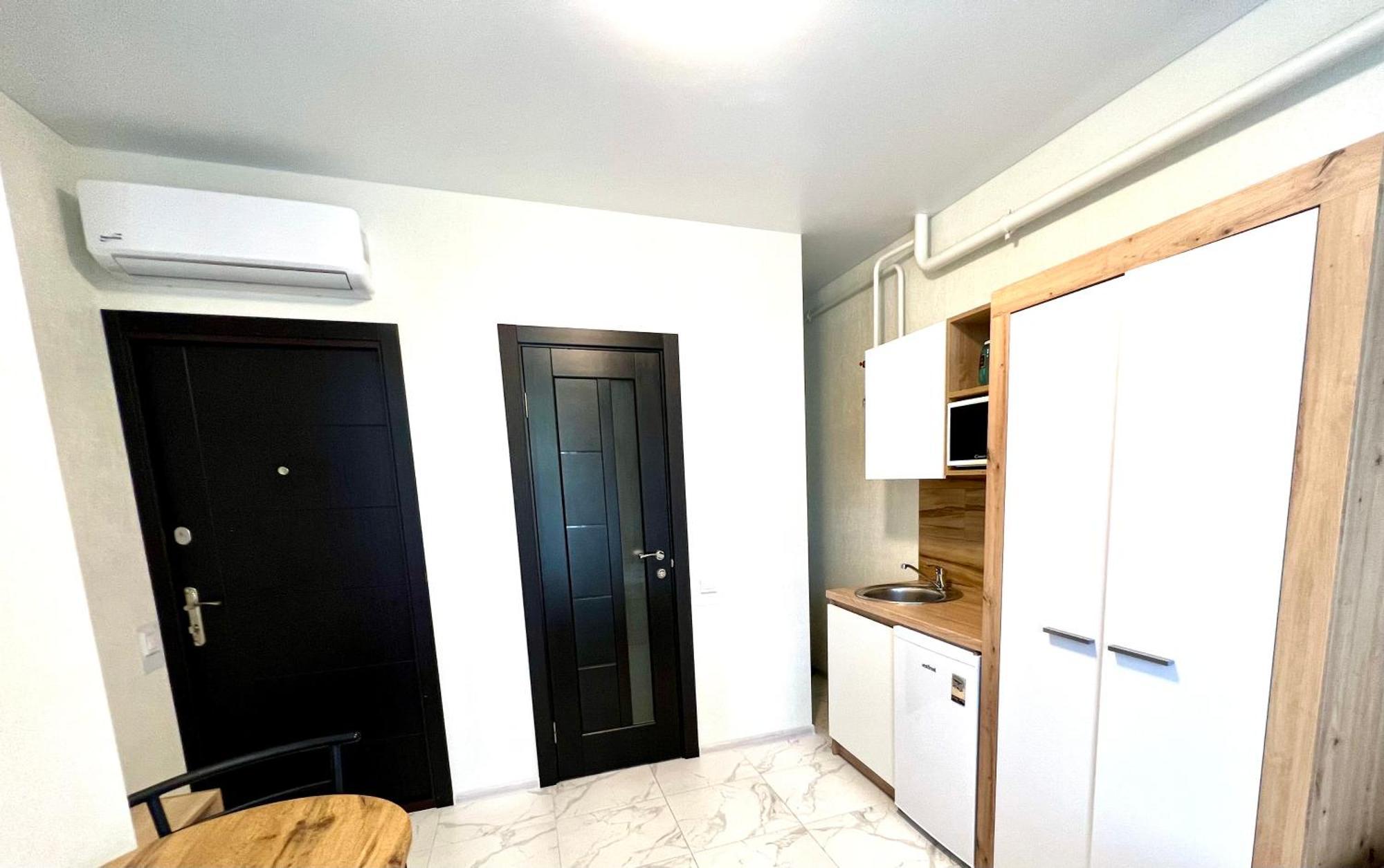 Osapart Hotel In A Complex Semycvit 3 Lviv Bagian luar foto