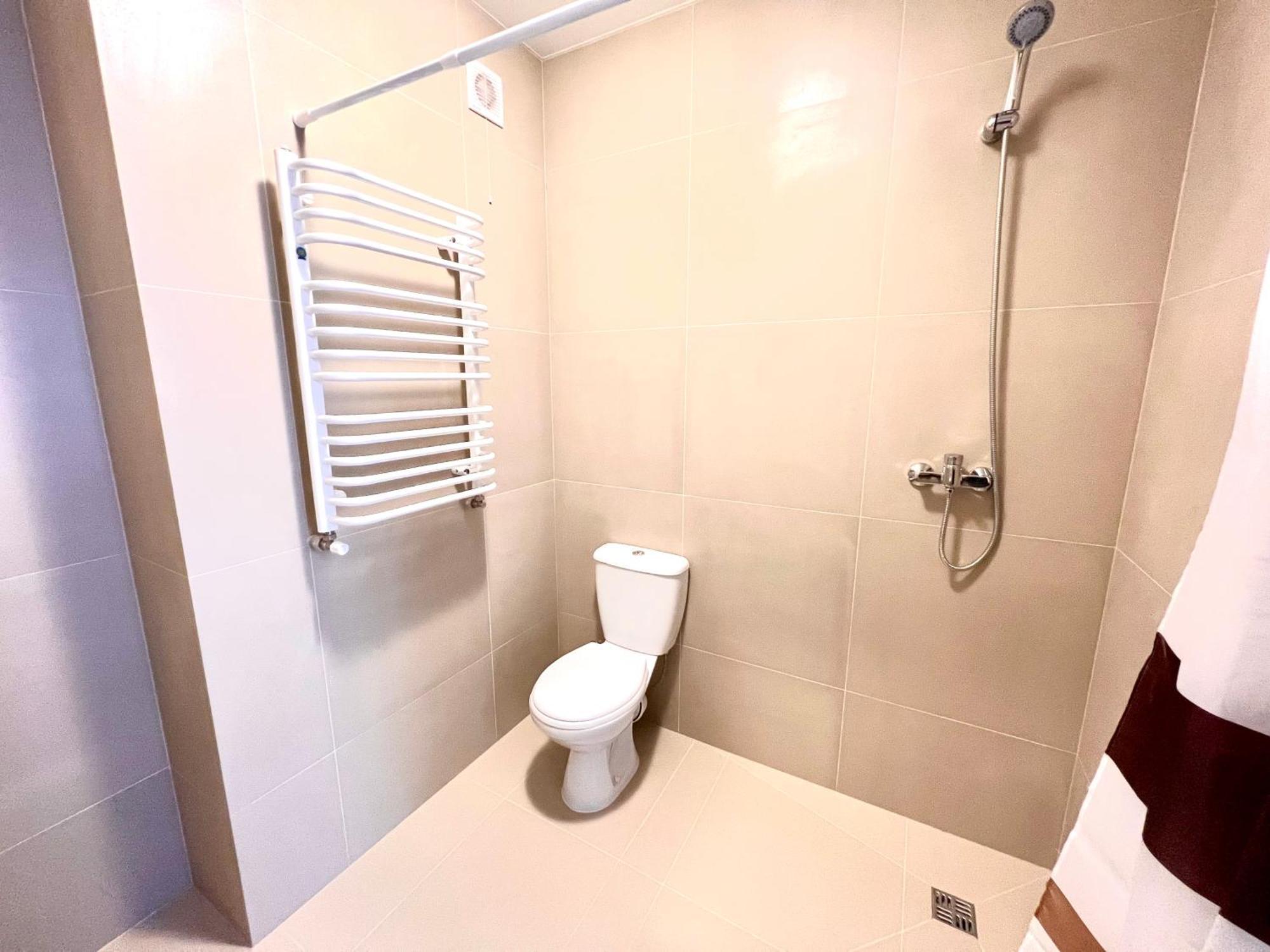 Osapart Hotel In A Complex Semycvit 3 Lviv Bagian luar foto