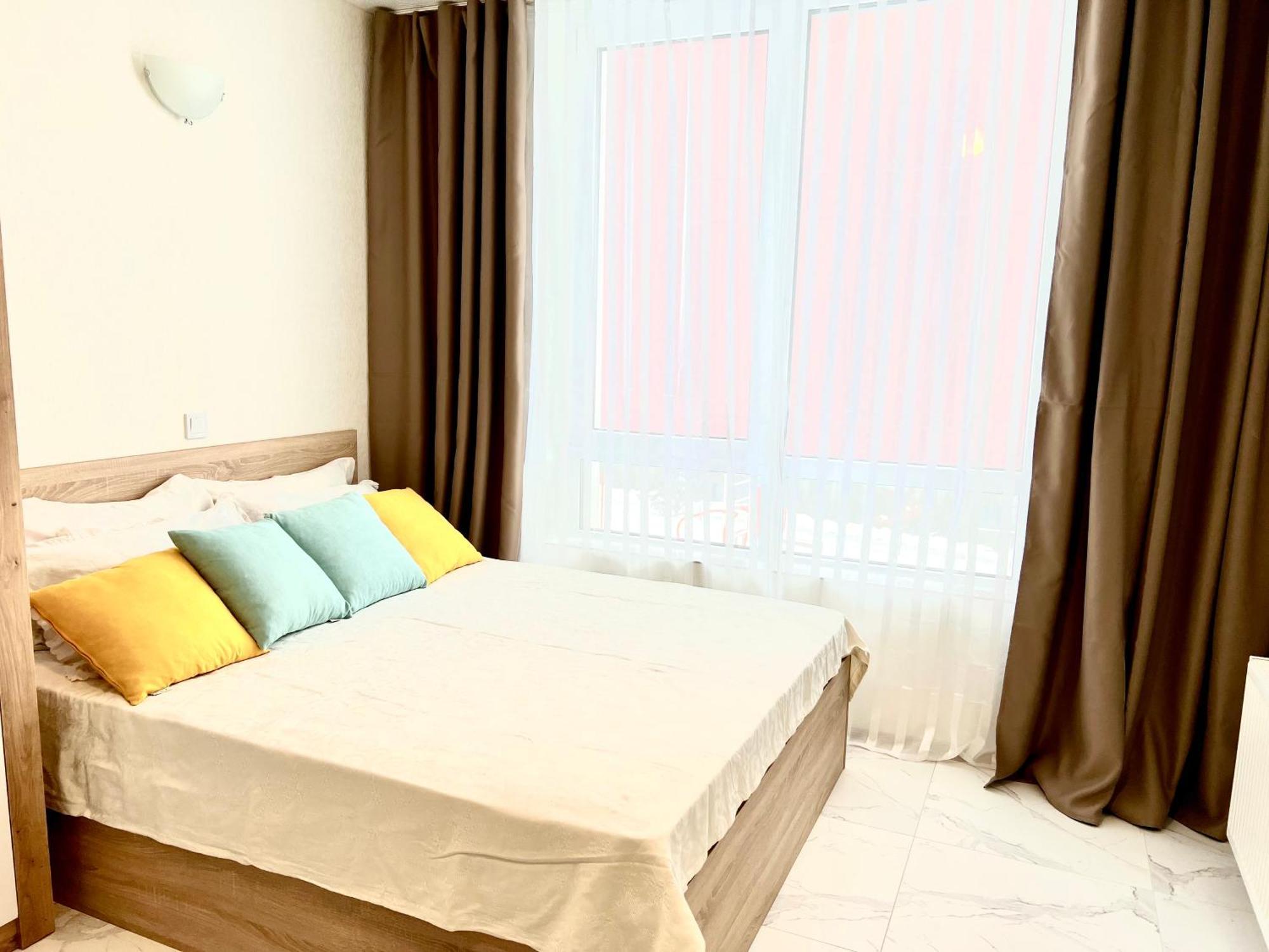 Osapart Hotel In A Complex Semycvit 3 Lviv Bagian luar foto