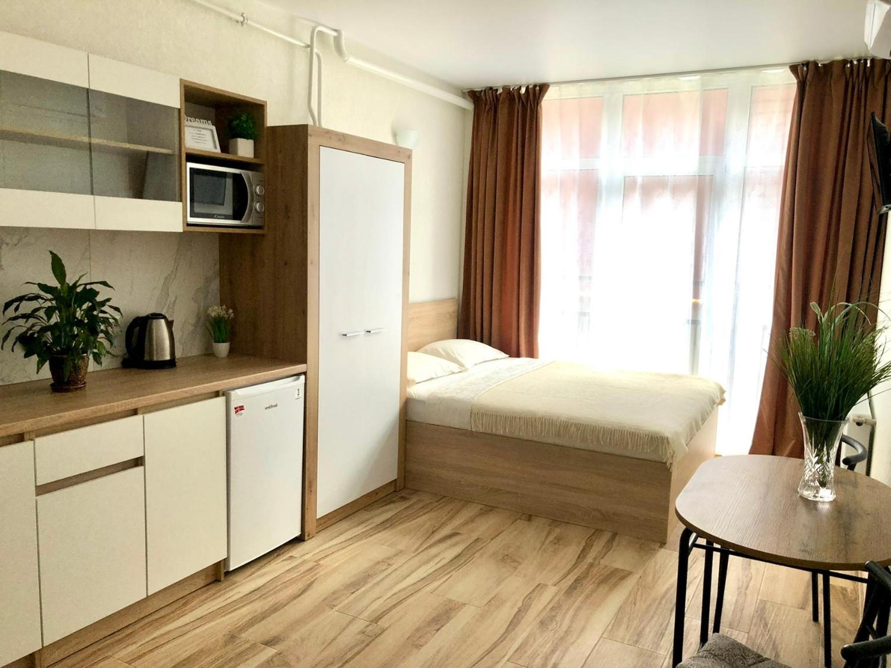 Osapart Hotel In A Complex Semycvit 3 Lviv Bagian luar foto